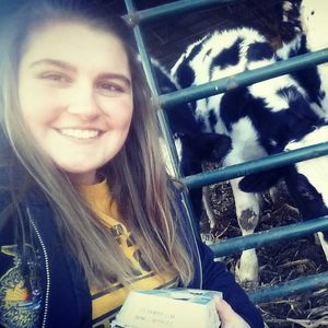 Meet your Posher, Isabel